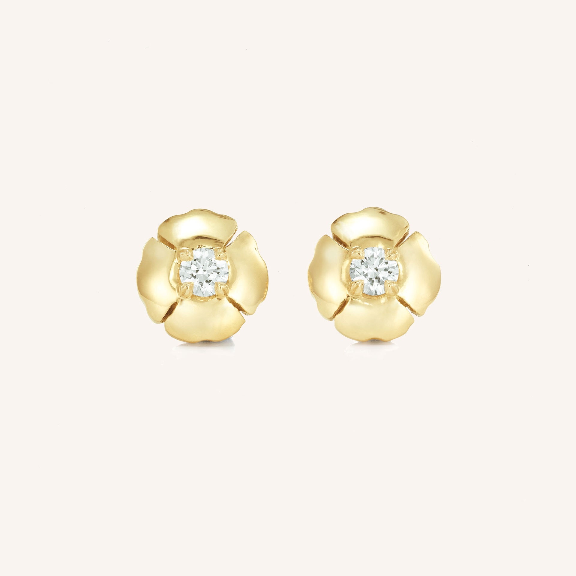 Romeo Flower Petit Solid Earrings Yellow Gold | Naveya & Sloane